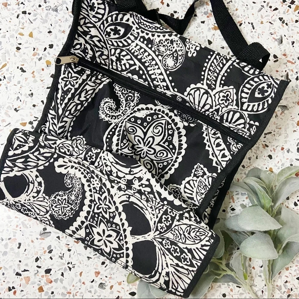 NWOT PAISLEY TOTE LUNCH BAG BLACK BAG ALL PURPOSE ZIPPER TOTE